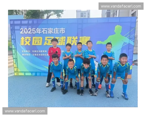 石家庄校园足球联赛激发青少年运动热情助力校园体育全面发展